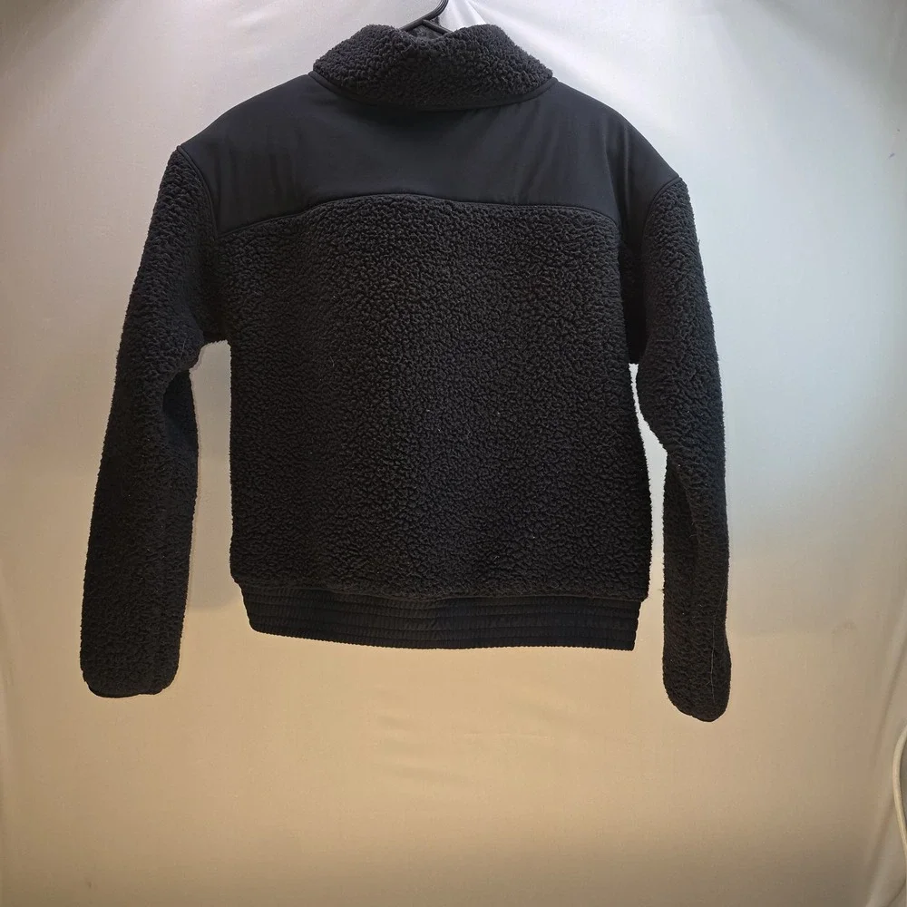 Under Armour cozy under